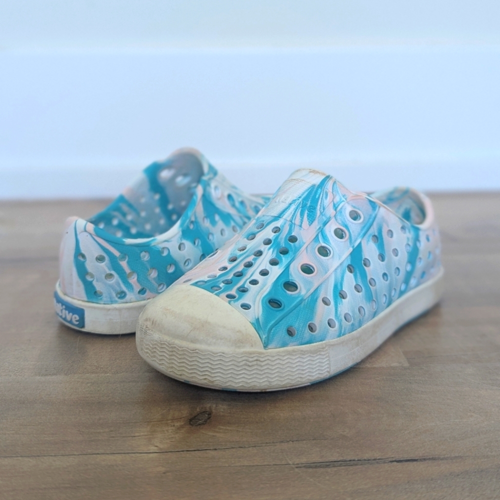 Native Jefferson Marbled Turquoise, Pink, and White Slip-On Shoes - Size C7